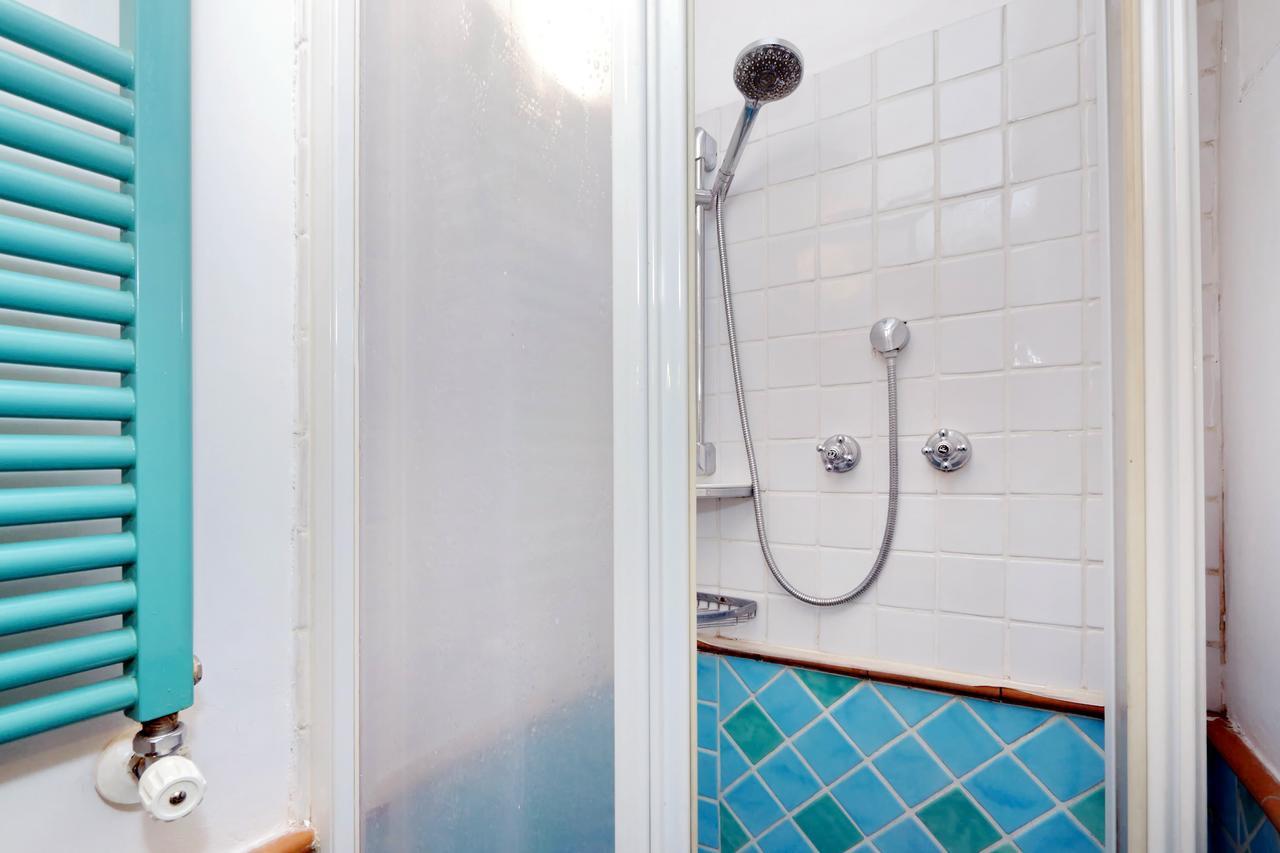 Characteristic Apartment Just Beside The Vatican ローマ エクステリア 写真