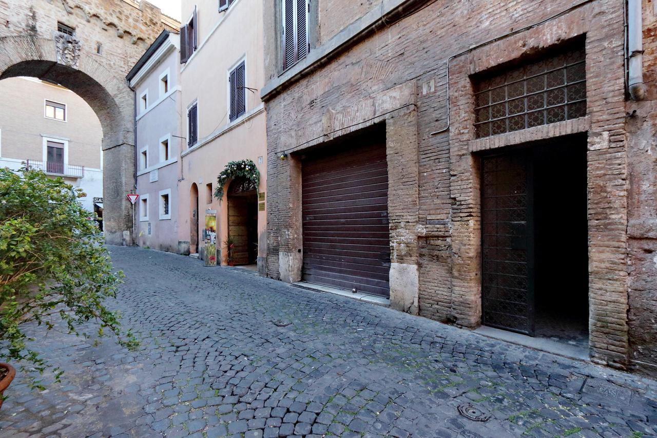 Characteristic Apartment Just Beside The Vatican ローマ エクステリア 写真